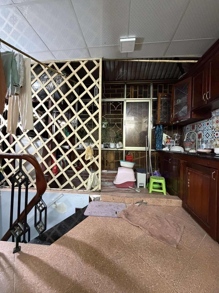 Bán nhà Ngõ Quỳnh - diện tích 9,5m2 4 tầng - ô tô đỗ cửa - giá 3,8 tỷ