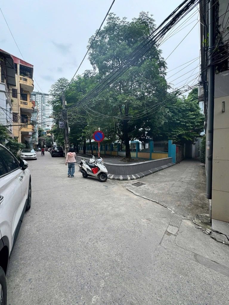 Bán nhà Bùi Xương Trạch - diện tích 60m2 2 tầng - lô góc, giá 14,9 tỷ