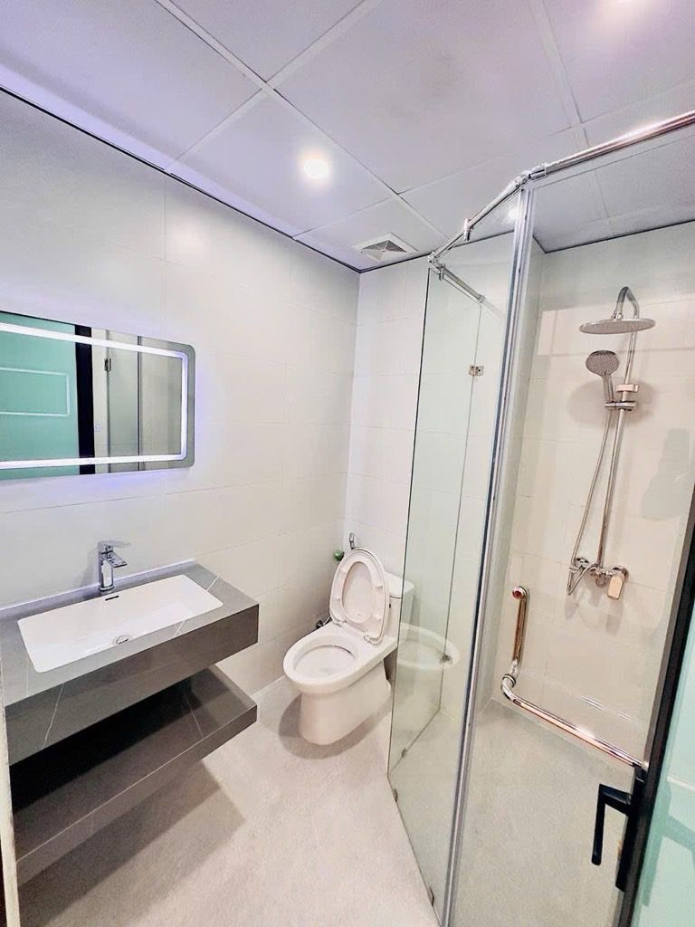 Bán nhà Bùi Xương Trạch - diện tích 47m2 6 tầng - Gara ô tô, thang máy - giá 18,3 tỷ