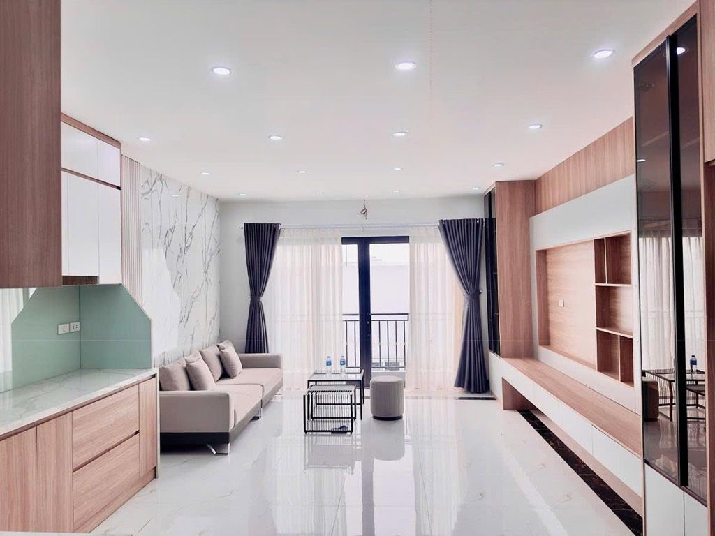 Bán nhà Bùi Xương Trạch - diện tích 47m2 6 tầng - Gara ô tô, thang máy - giá 18,3 tỷ