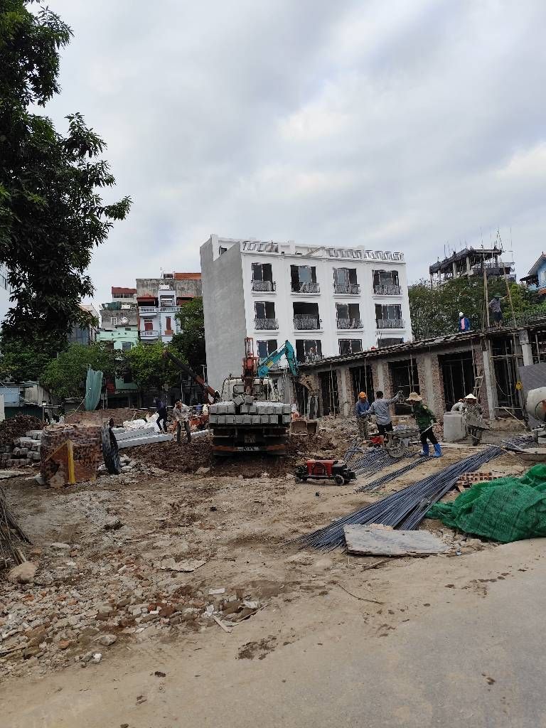 Bán nhà Giải Phóng - diện tích 43.6m2 4 tầng - THANG MÁY - PHÂN LÔ - Ô TÔ LÝ THUYẾT - giá 9,9 tỷ