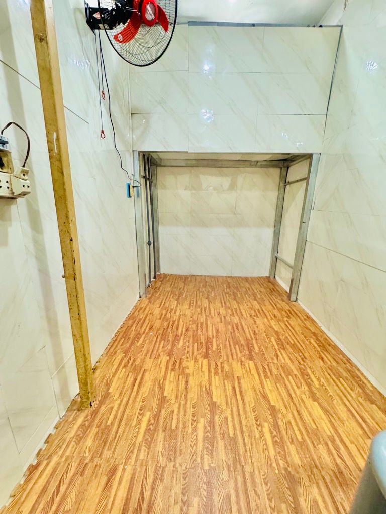 Bán nhà Văn Hương - diện tích 7,5m2 3 tầng - Nhà nhỏ xinh - giá 2,39 tỷ