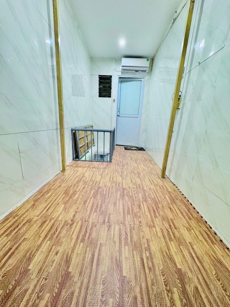 Bán nhà Văn Hương - diện tích 7,5m2 3 tầng - Nhà nhỏ xinh - giá 2,39 tỷ