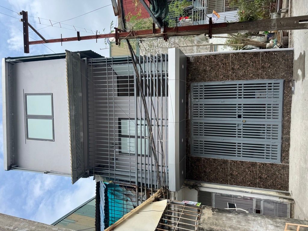 Bán nhà Định Công Thượng - diện tích 28m2 3 tầng - nhà đẹp ở ngay - giá 3 tỷ