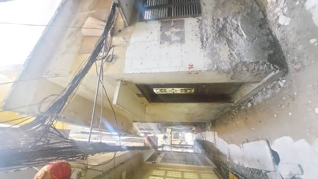 Bán nhà Ngõ chợ Khâm Thiên - diện tích 64m2 3 tầng - Lô góc - giá 6,8 tỷ