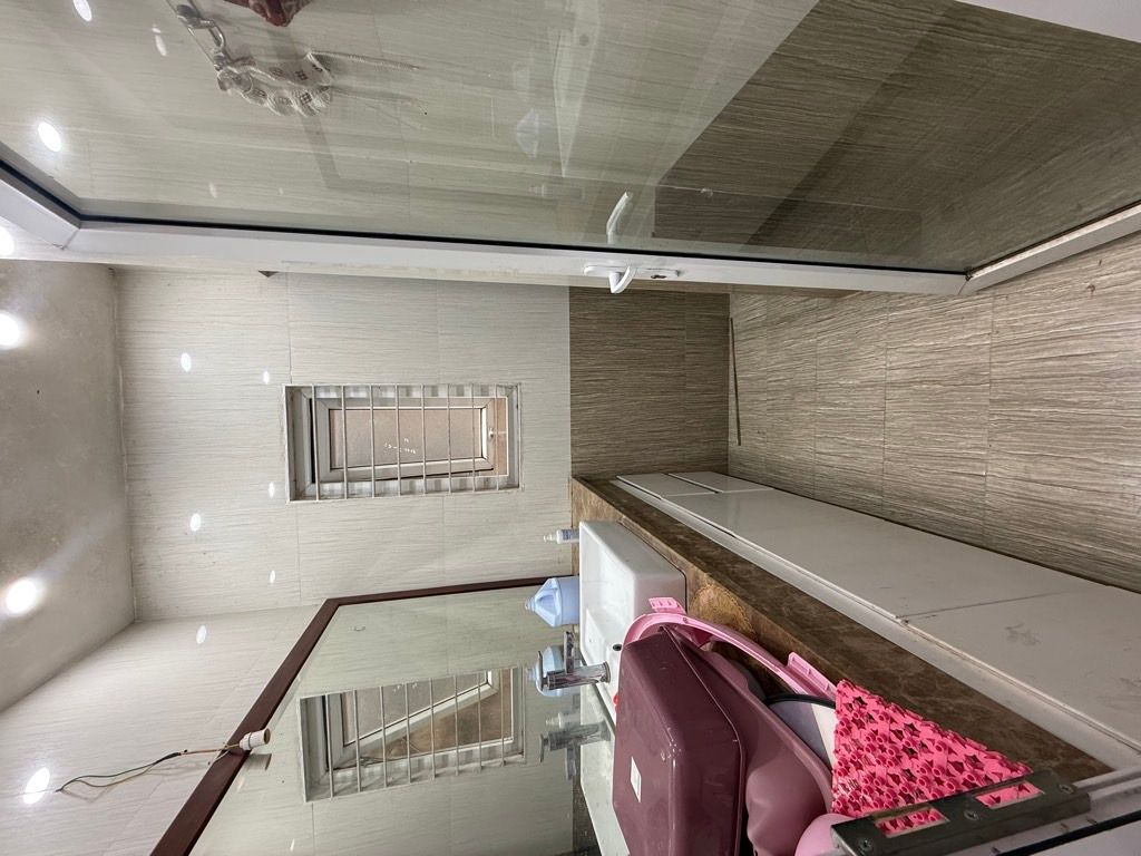 Bán nhà Đê Trần Khát Trân - diện tích 32,3m2 4 tầng - Ô TÔ - KINH DOANH - LÔ GÓC - NHÀ ĐẸP Ở NGAY - giá 9,3 tỷ