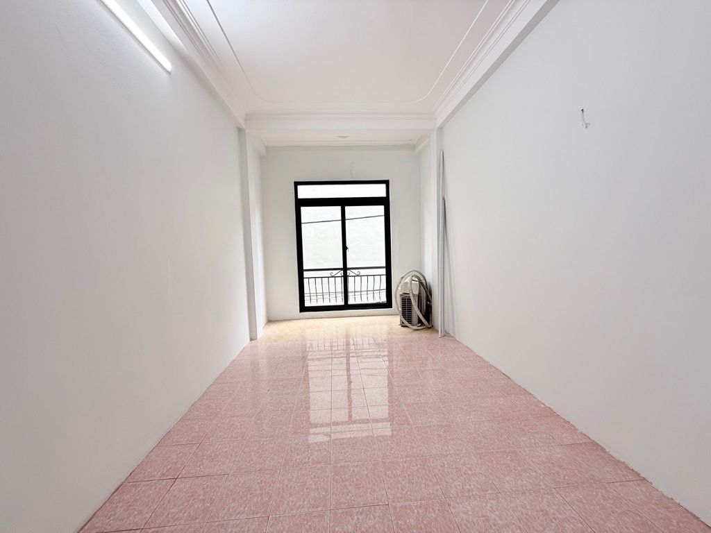 Bán nhà Hoàng Mai - diện tích 41m2 4 tầng - Ngõ rộng thoáng - giá 12,2 tỷ