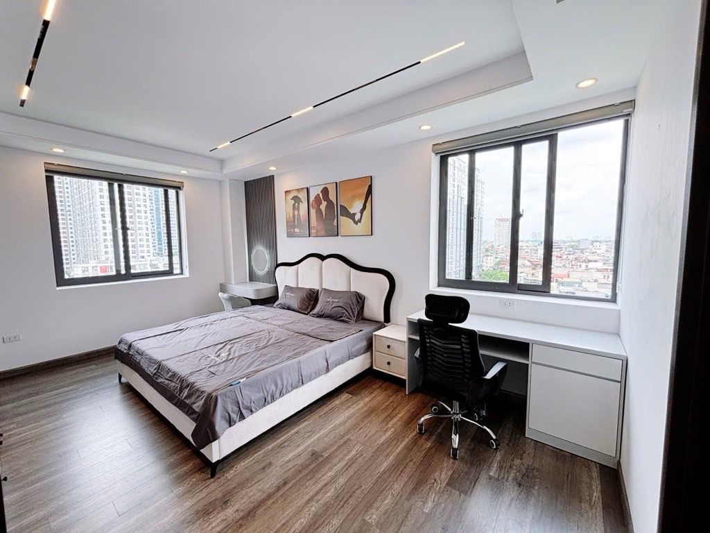 Alternative view of Bán Chung Cư Cánh Đồng Mơ: 100m2 – 4 Ngủ – 4 Mặt Thoáng – View Hồ – Full Đồ Mới – Giá 7.48 Tỷ