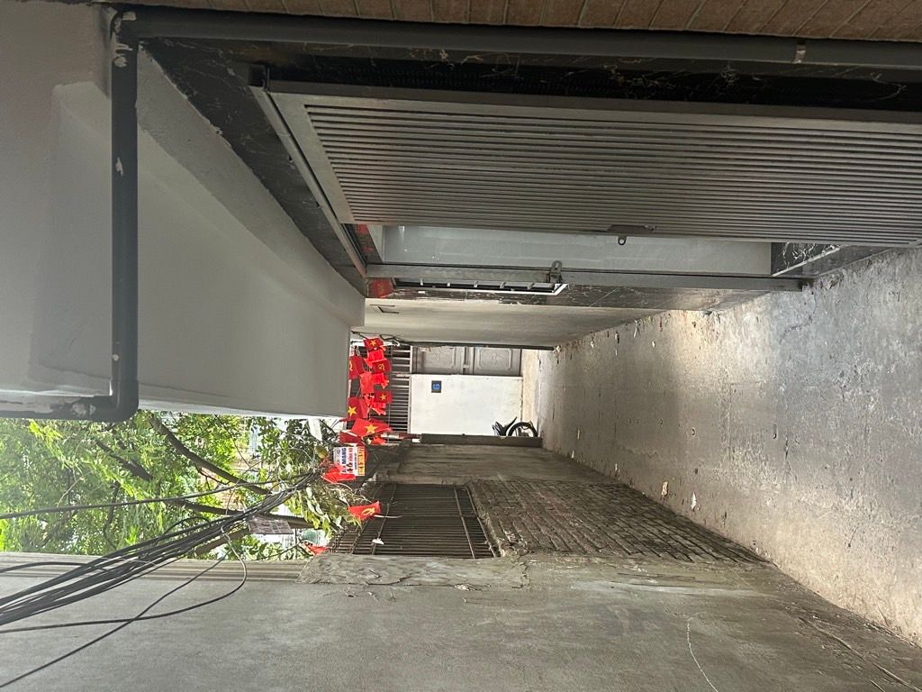 Bán nhà Lãng Yên - diện tích 27m2 4 tầng - Nhà xây mới, 3 phòng ngủ - giá 3,75 tỷ