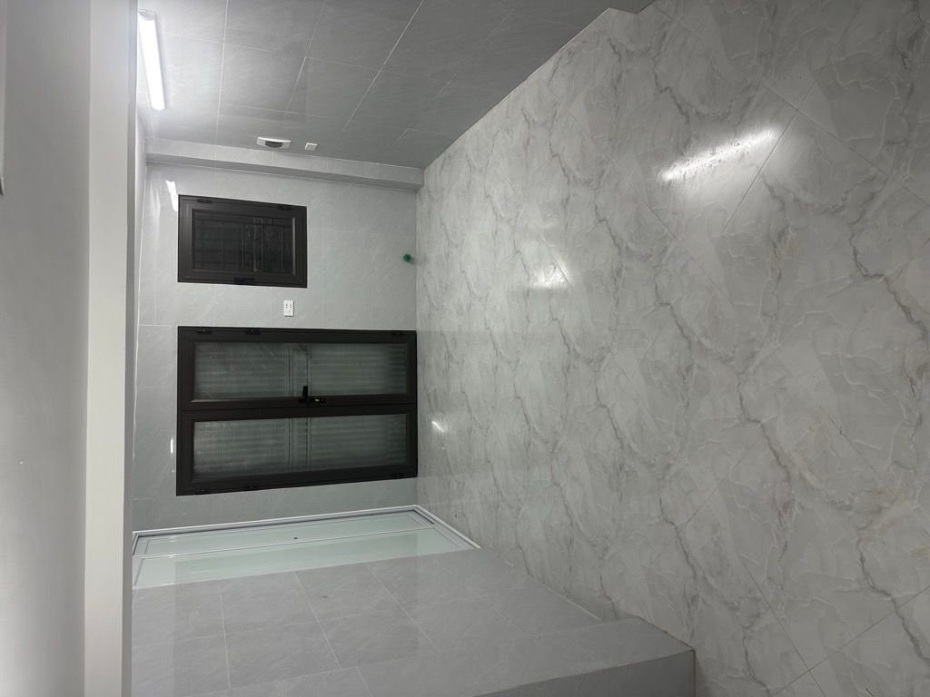 Bán nhà Lãng Yên - diện tích 27m2 4 tầng - Nhà xây mới, 3 phòng ngủ - giá 3,75 tỷ