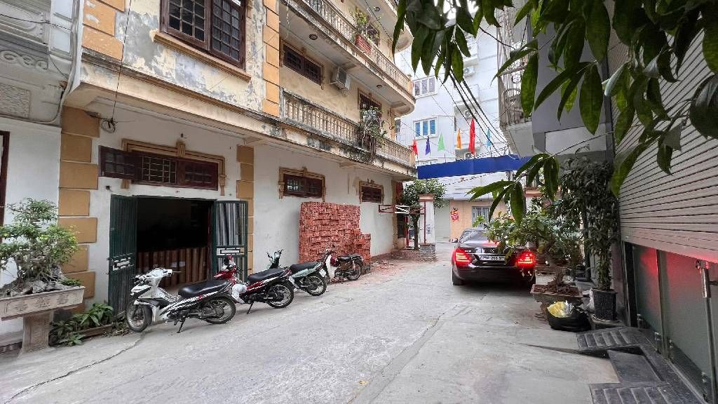 Bán nhà Trương Định - diện tích 50.2m2 4 tầng - Lô góc 2 mặt tiền - giá 20 tỷ