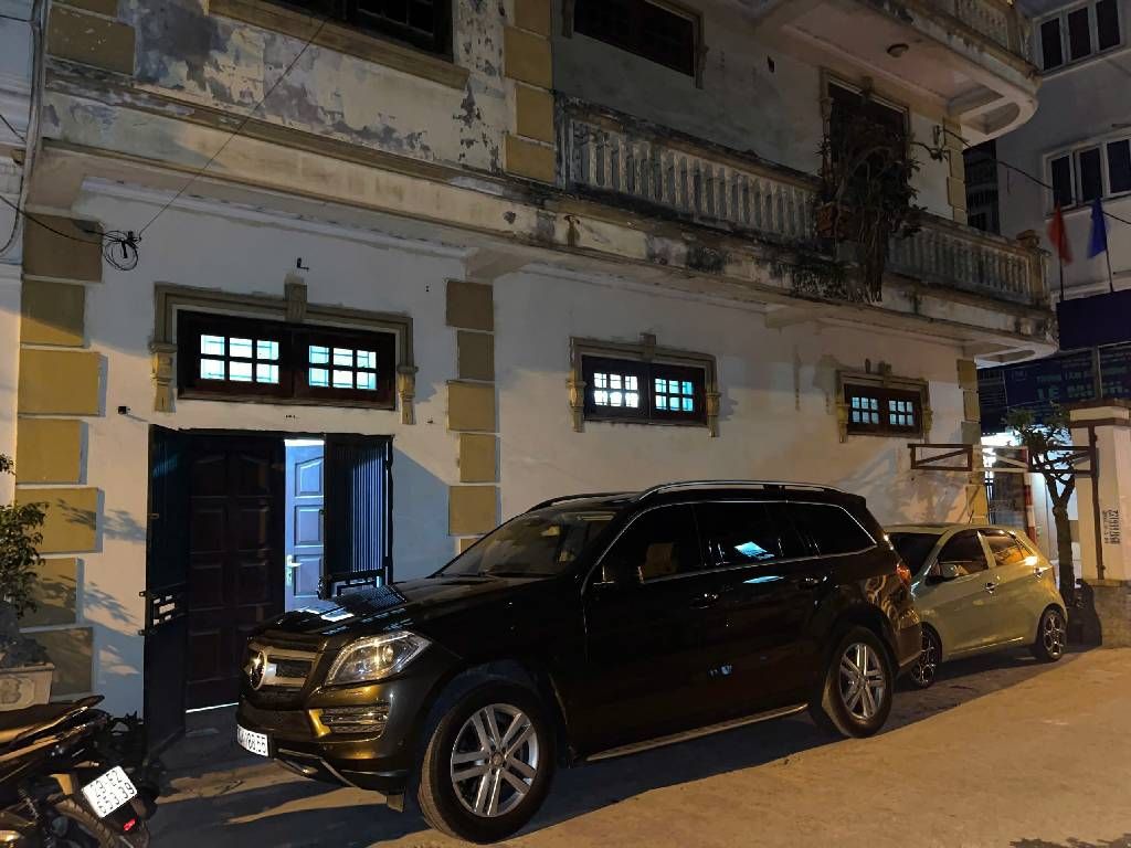 Bán nhà Trương Định - diện tích 50.2m2 4 tầng - Lô góc 2 mặt tiền - giá 20 tỷ