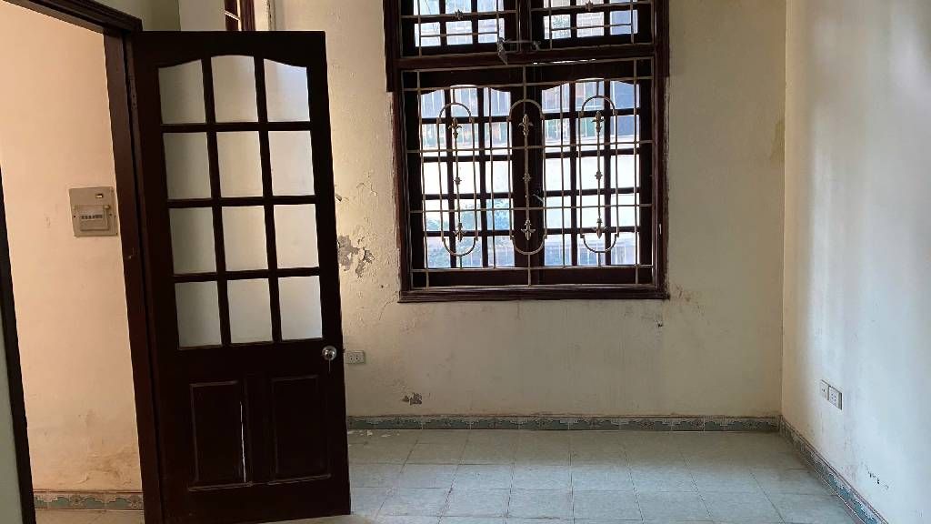 Bán nhà Trương Định - diện tích 50.2m2 4 tầng - Lô góc 2 mặt tiền - giá 20 tỷ