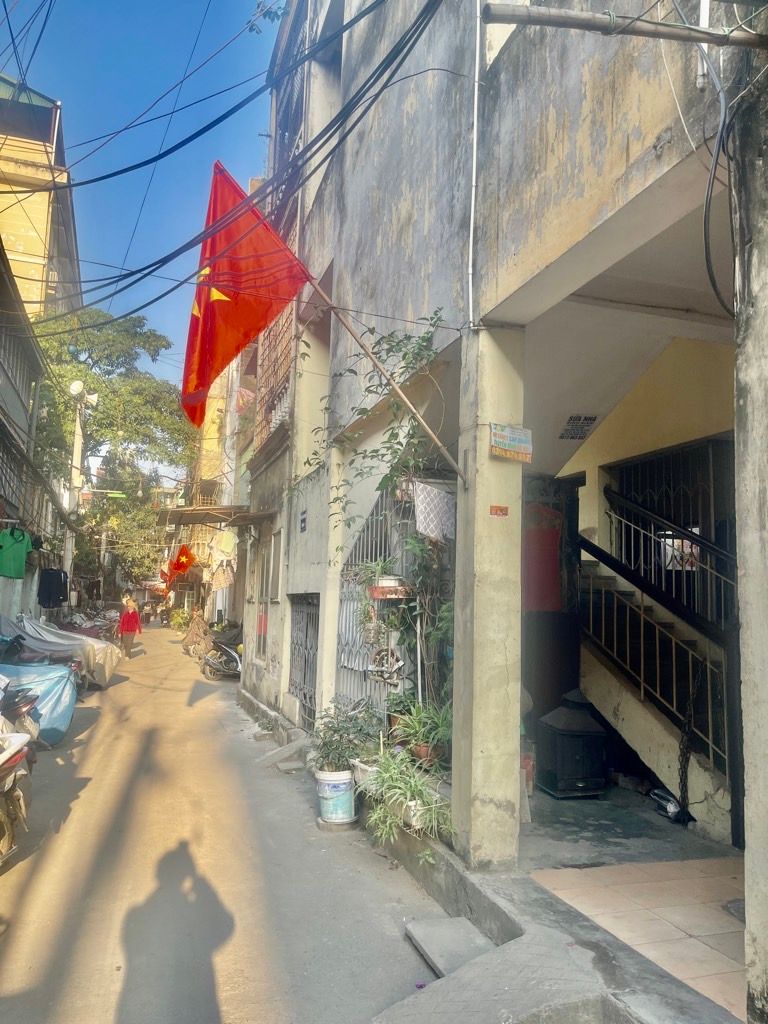 Bán nhà Lương Thế Vinh - diện tích 55m2 1 tầng - Ô TÔ ĐỖ CHÂN CẦU THANG - giá 3,9 tỷ