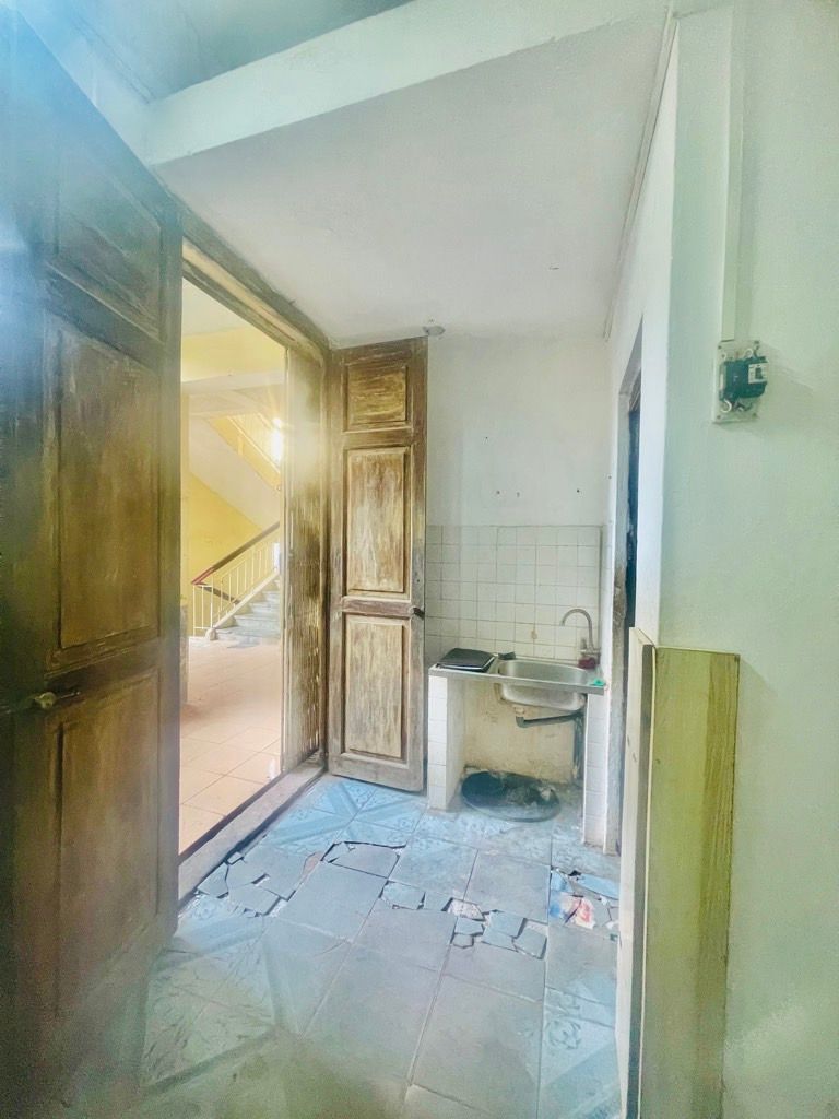 Bán nhà Lương Thế Vinh - diện tích 55m2 1 tầng - Ô TÔ ĐỖ CHÂN CẦU THANG - giá 3,9 tỷ