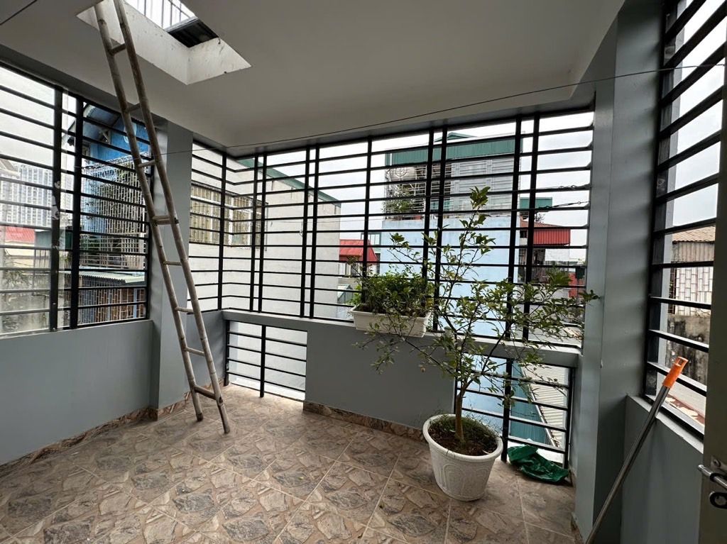 Bán nhà Chùa Quỳnh - diện tích 34.5m2 5 tầng - Lô góc thoáng sáng - giá 12 tỷ