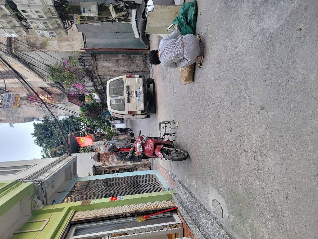 Bán nhà Thúy Lĩnh - diện tích 30m2 6 tầng - Ô TÔ ĐỖ CỔNG - giá 7,6 tỷ