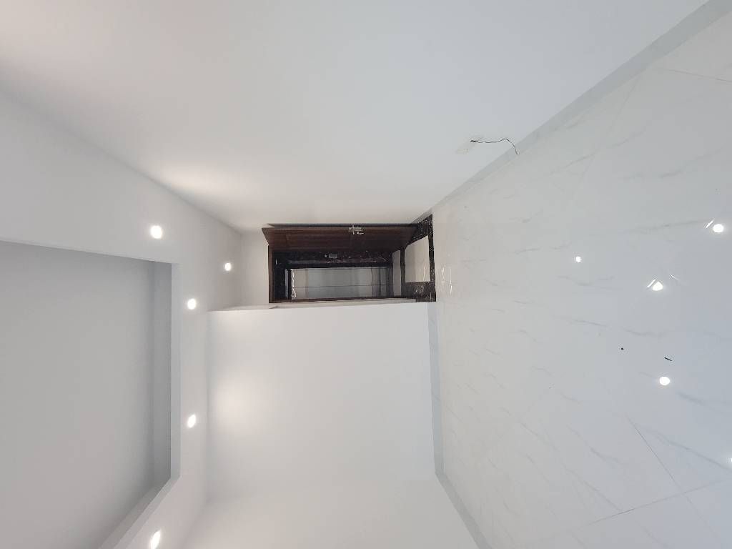 Bán nhà Thúy Lĩnh - diện tích 30m2 6 tầng - Ô TÔ ĐỖ CỔNG - giá 7,6 tỷ