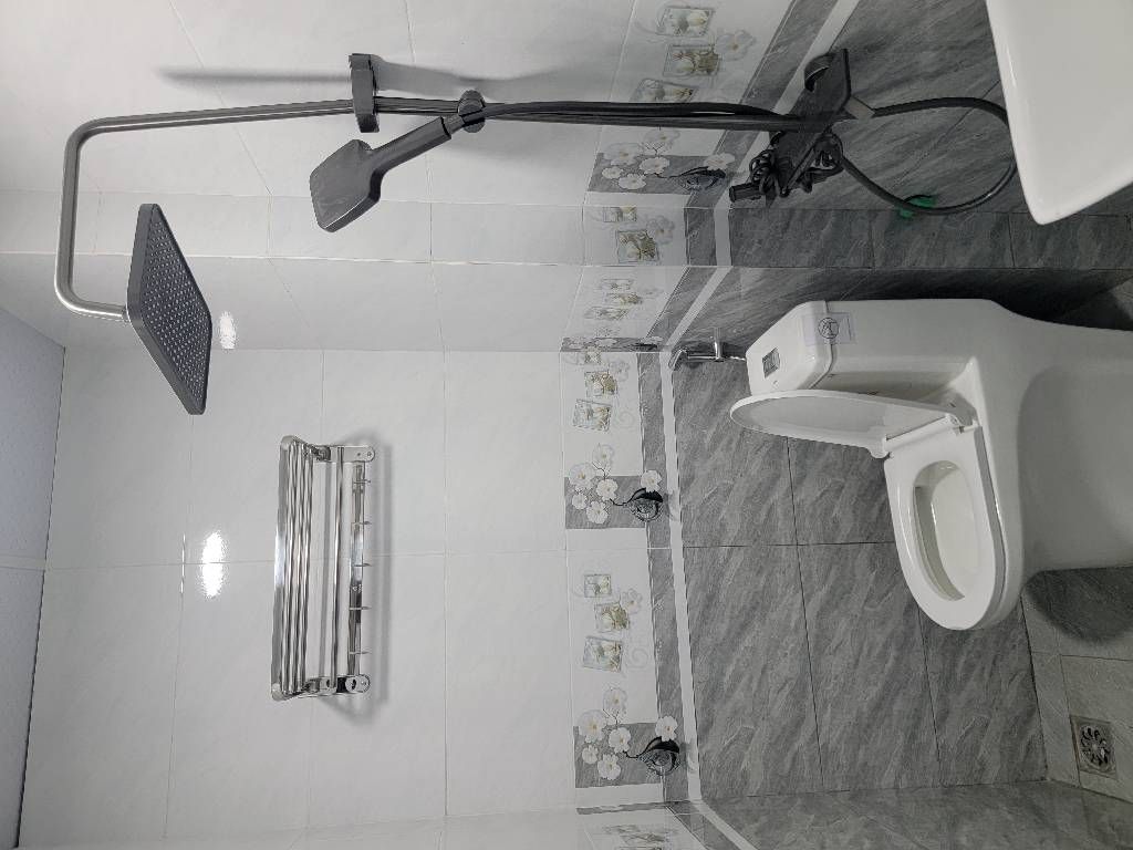 Bán nhà Thúy Lĩnh - diện tích 30m2 6 tầng - Ô TÔ ĐỖ CỔNG - giá 7,6 tỷ