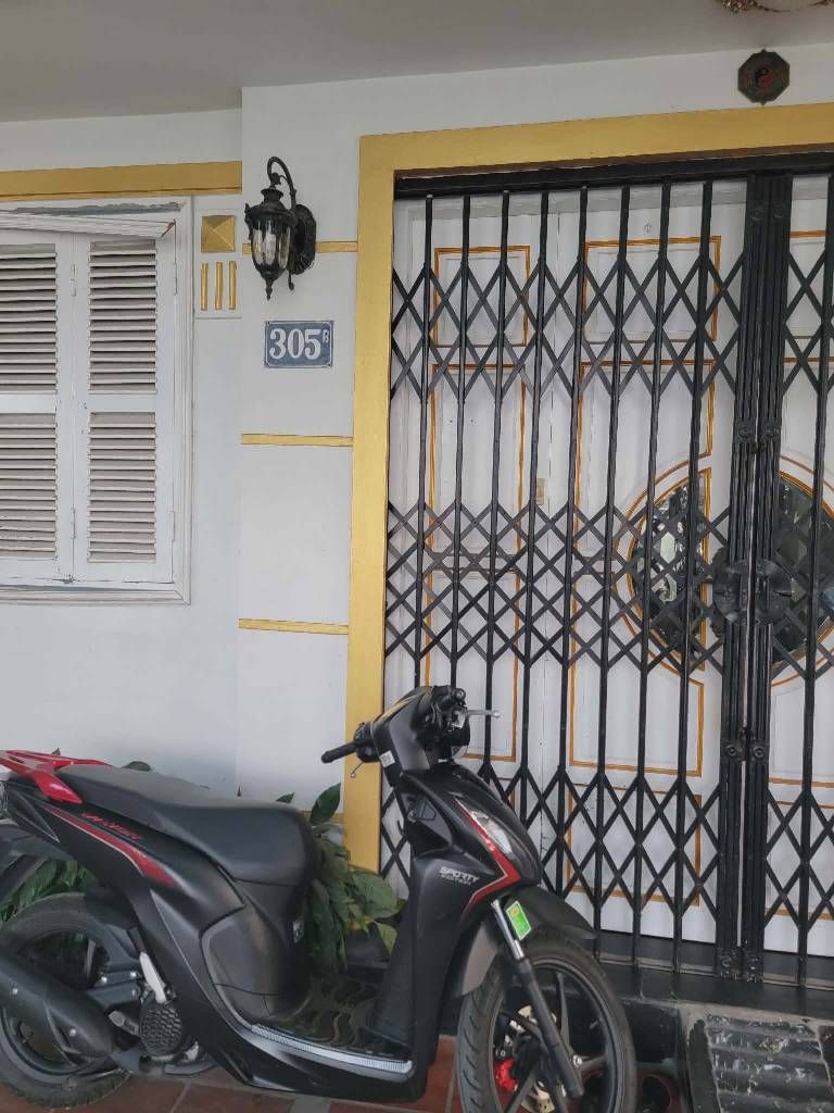 Bán nhà Trần Khát Chân - diện tích 12m2 4 tầng - Cạnh hồ Thanh Nhàn, công viên Võ Thị Sáu - giá 1,75 tỷ