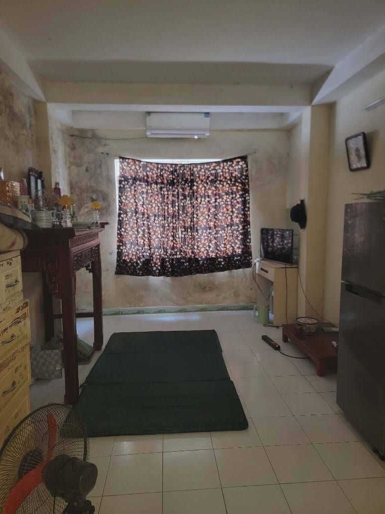 Bán nhà Yên Lãng - diện tích 21m2 4 tầng - ô tô tránh - giá 5 tỷ