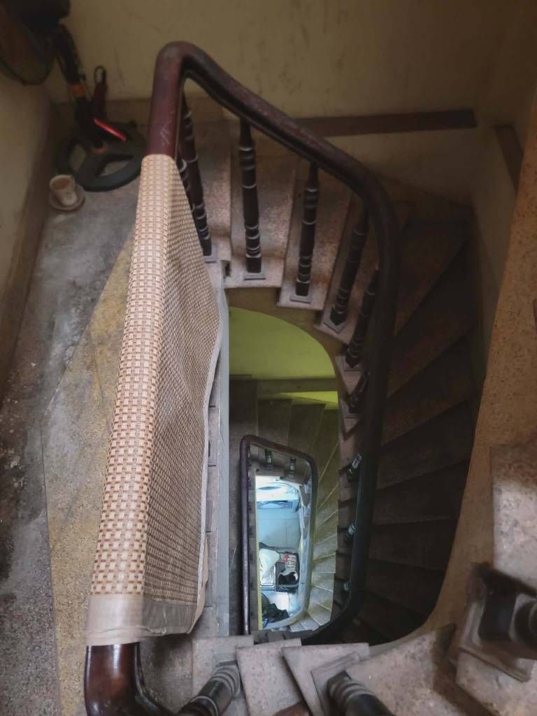 Bán nhà Yên Lãng - diện tích 21m2 4 tầng - ô tô tránh - giá 5 tỷ