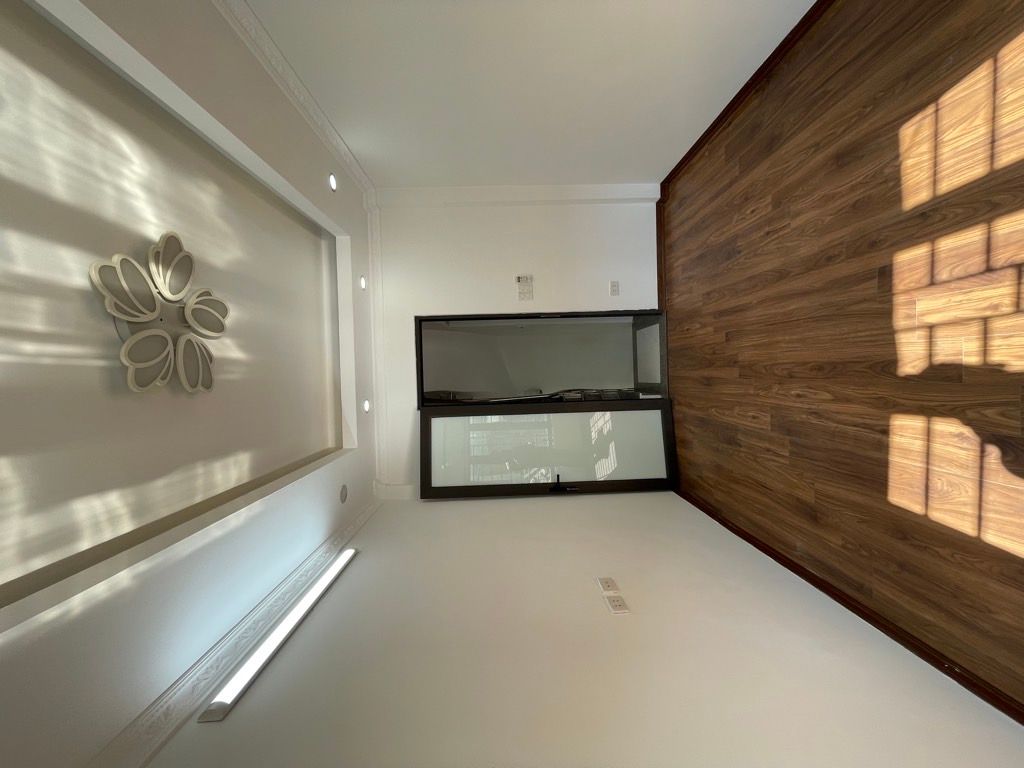 Bán nhà Thanh Lân - diện tích 24m2 5 tầng - Ngõ 3 gác tránh - giá 4,25 tỷ