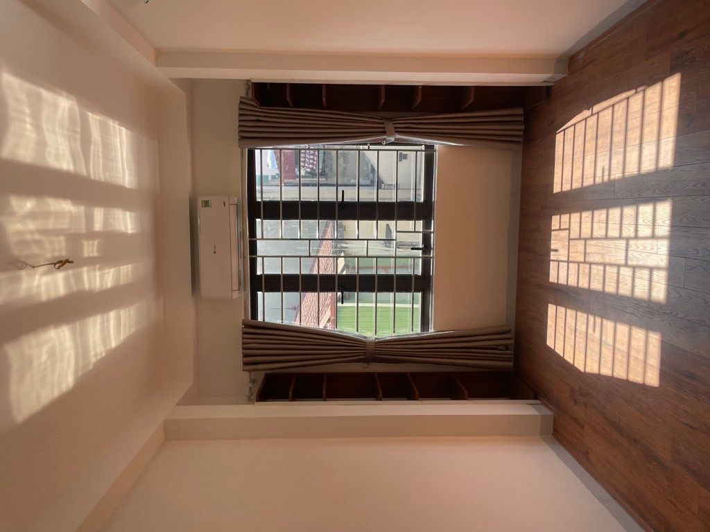 Bán nhà Thanh Lân - diện tích 24m2 5 tầng - Ngõ 3 gác tránh - giá 4,25 tỷ