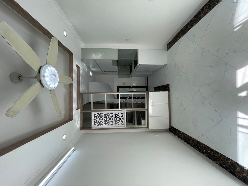 Bán nhà Thanh Lân - diện tích 24m2 5 tầng - Ngõ 3 gác tránh - giá 4,25 tỷ