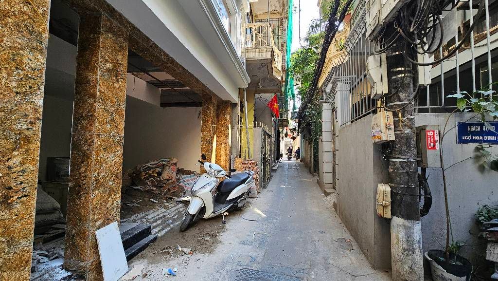 Bán nhà Ngõ Hòa Bình 7 - diện tích 51m2 7 tầng - CHDV dòng tiền ổn định - giá 16,9 tỷ