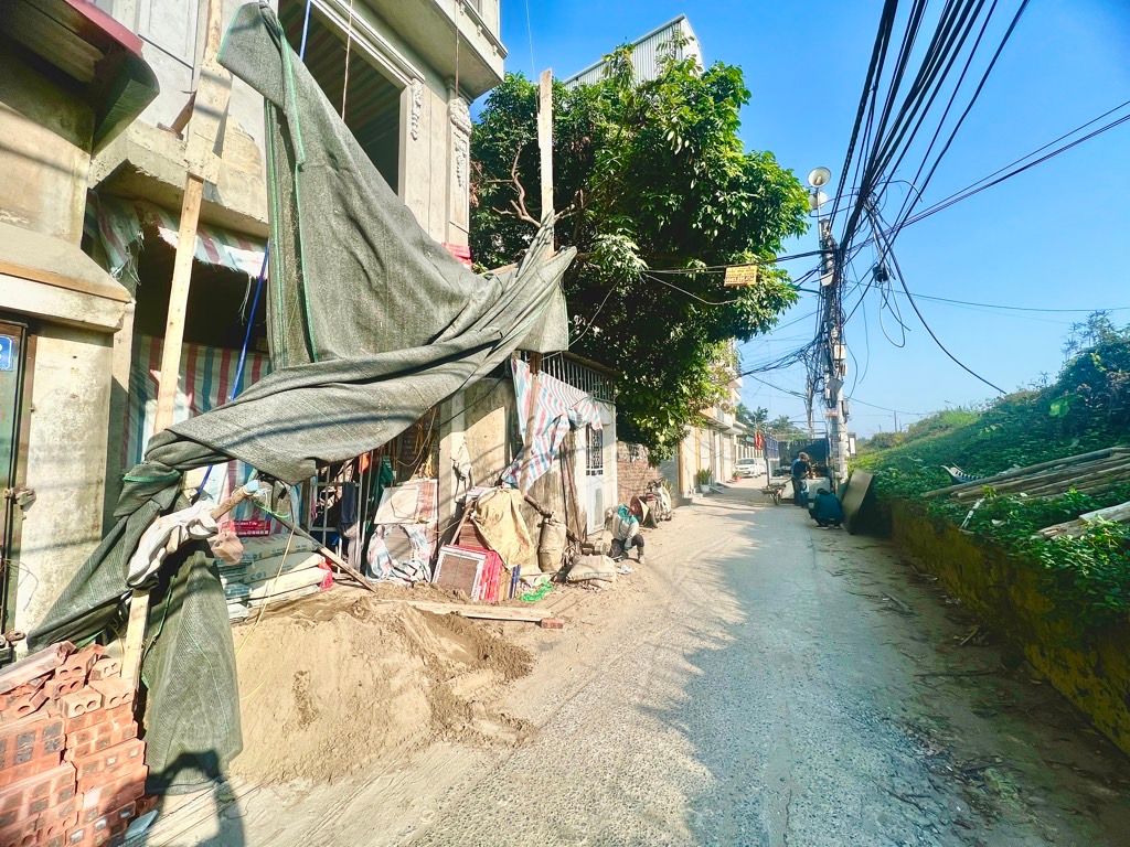 Bán nhà Nguyễn Khoái - diện tích 40m2 5 tầng - Ô tô đỗ cửa - giá 7,5 tỷ