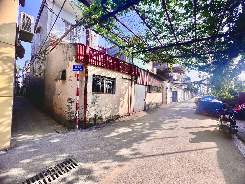 Bán nhà Thuý Lĩnh - diện tích 37m2 5 tầng - 100m ra ô tô tránh - giá 6,7 tỷ