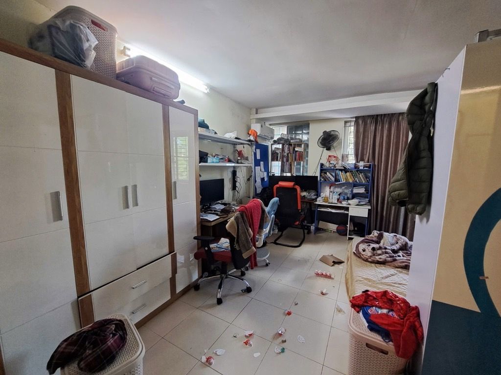 Bán nhà Giải Phóng - diện tích 50m2 2 tầng - Ô TÔ VÀO NHÀ - giá 2,1 tỷ