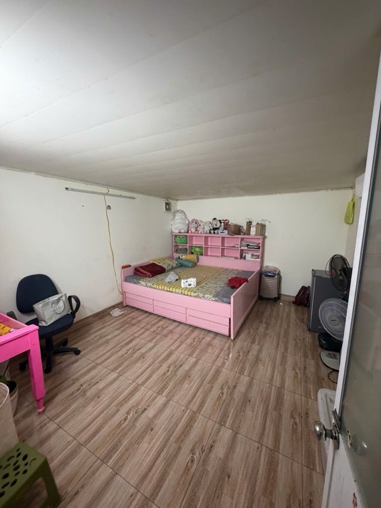 Bán nhà Giải Phóng - diện tích 60m2 1 tầng - Ô TÔ VÀO NHÀ - giá 2,6 tỷ