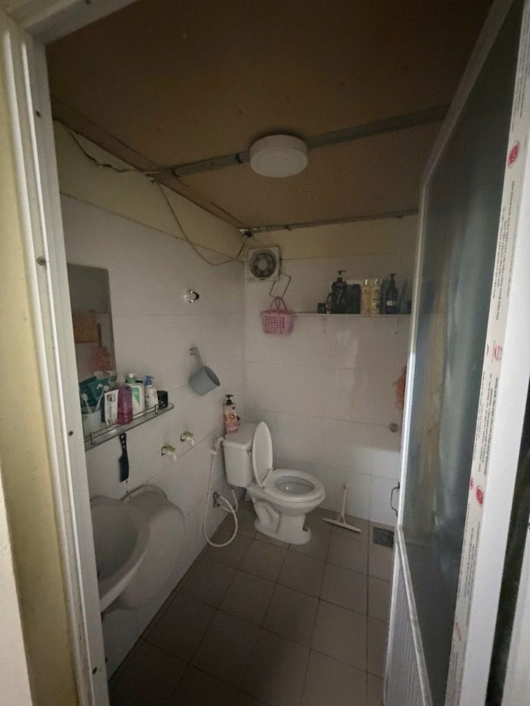 Bán nhà Giải Phóng - diện tích 60m2 1 tầng - Ô TÔ VÀO NHÀ - giá 2,6 tỷ