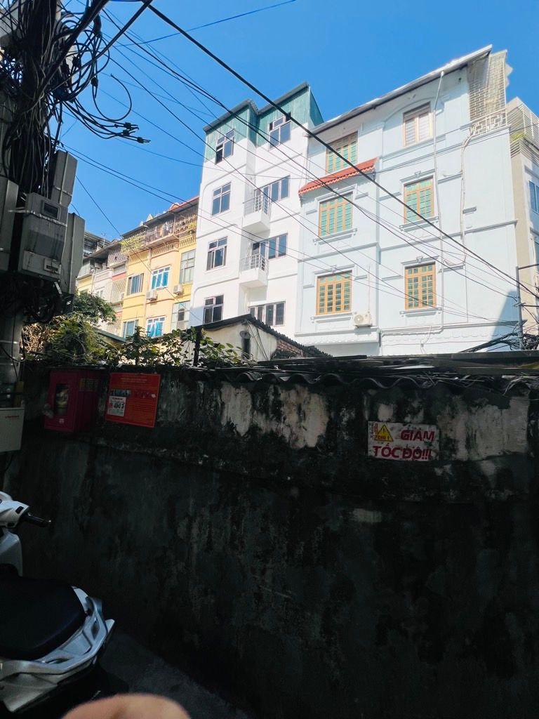 Bán nhà Hào Nam - diện tích 61.2m2 6 tầng - CCMN siêu hiếm - giá 16,6 tỷ