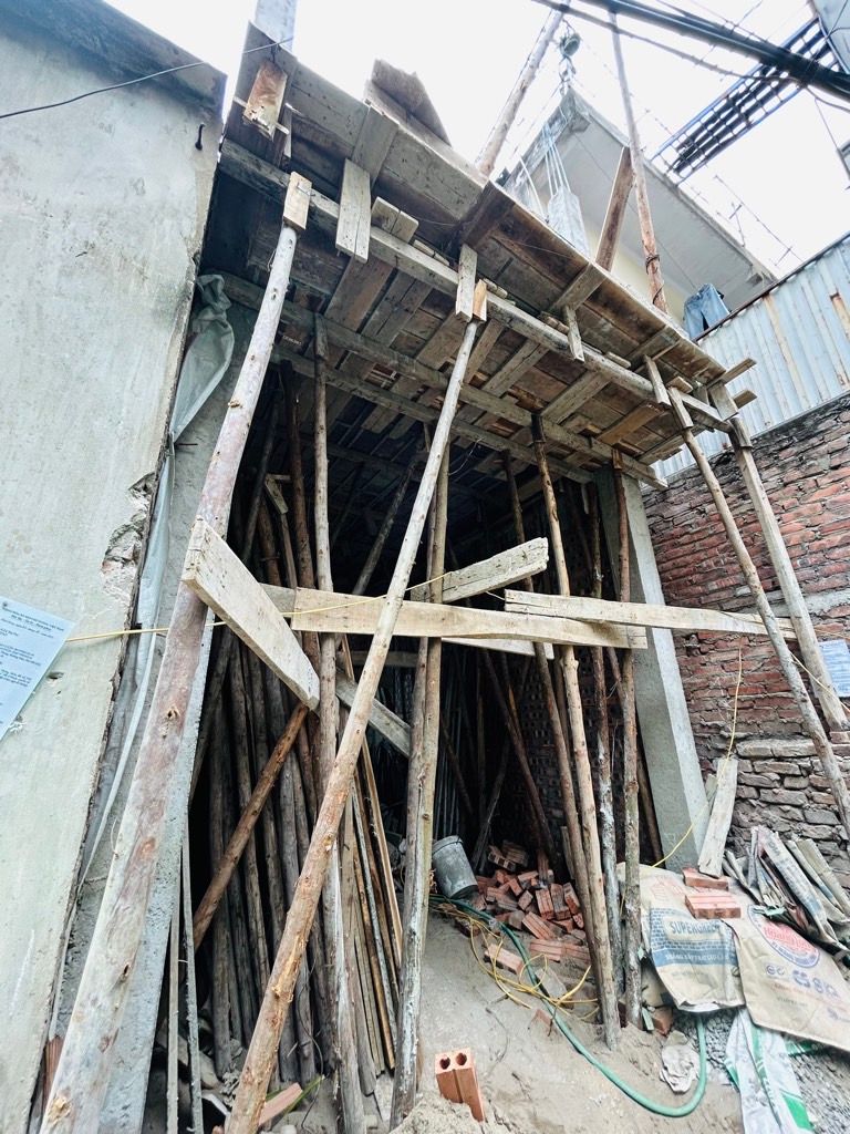 Bán nhà Đại Đồng - diện tích 36m2 5 tầng - Nhà đang xây, gần phố - giá 8,35 tỷ