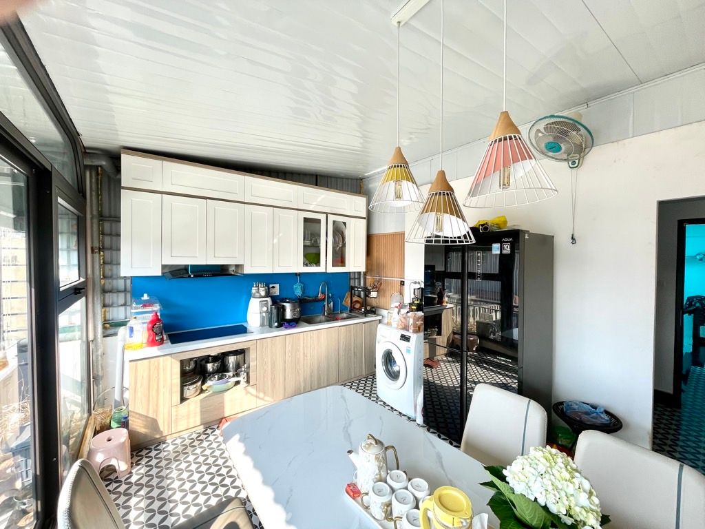 Bán nhà Tôn Thất Tùng - diện tích 33m2 6 tầng - Thang máy - giá 13,8 tỷ