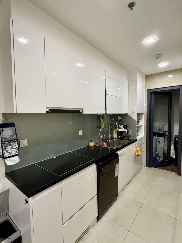 Bán nhà Lê Trọng Tấn - diện tích 79.5m2 1 tầng - Chung cư đẹp hiếm có - giá 11,1 tỷ