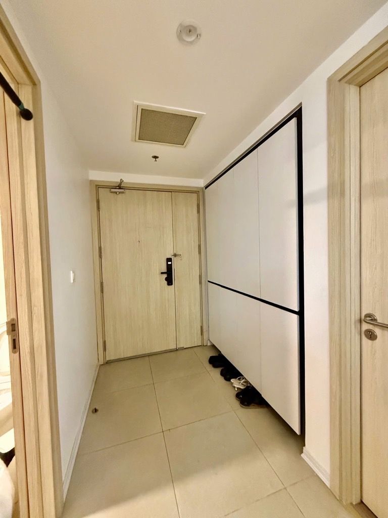 Bán nhà Lê Trọng Tấn - diện tích 79.5m2 1 tầng - Chung cư đẹp hiếm có - giá 11,1 tỷ