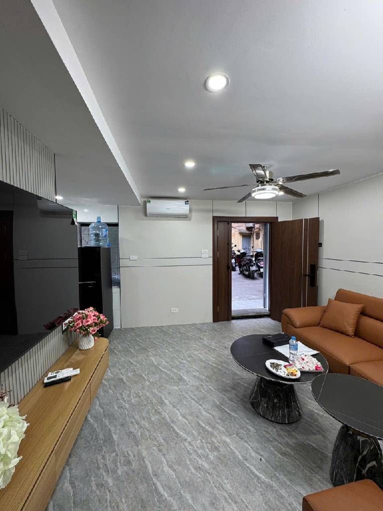 Bán nhà Bạch Mai - diện tích 60m2 1 tầng - Lô góc 2 mặt thoáng - giá 3,6 tỷ