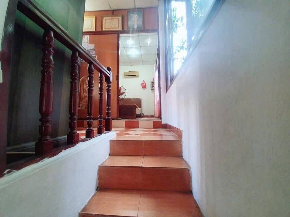 Bán nhà Lệnh Cư - diện tích 43m2 3 tầng - nhà đẹp, tổng 2 ngủ - giá 4,5 tỷ