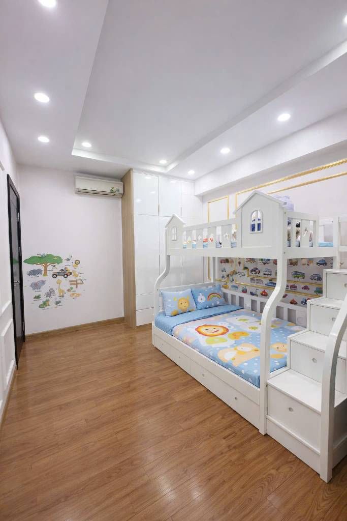 Bán nhà Minh Khai - diện tích 110.8m2 1 tầng - Nhà bán ở tầng 15, 3 ngủ, 2 Wc - giá 13,8 tỷ