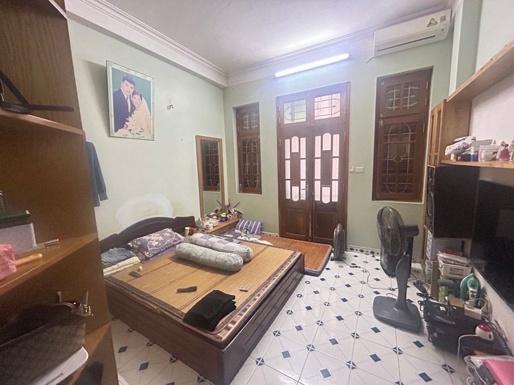 Bán nhà Láng - diện tích 45.5m2 4 tầng - ô tô cách nhà 25m - giá 11,75 tỷ