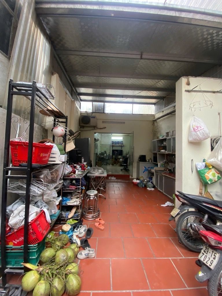 Bán nhà khuyến lương - diện tích 93m2 1 tầng - gần đường ô tô - giá 12 tỷ