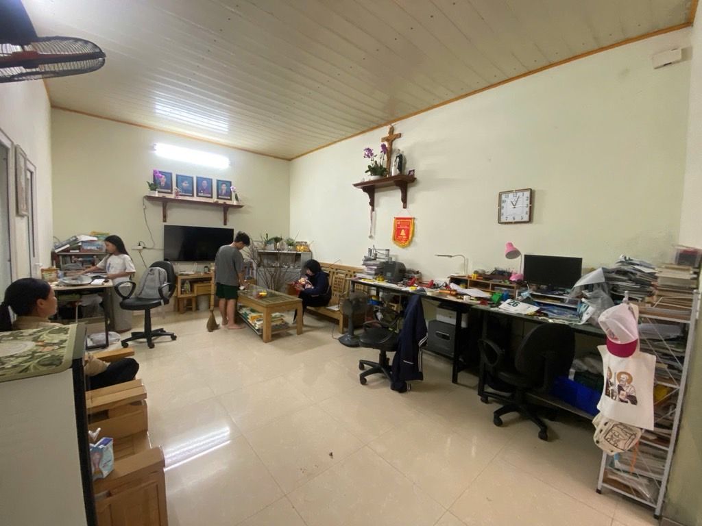 Bán nhà khuyến lương - diện tích 93m2 1 tầng - gần đường ô tô - giá 12 tỷ