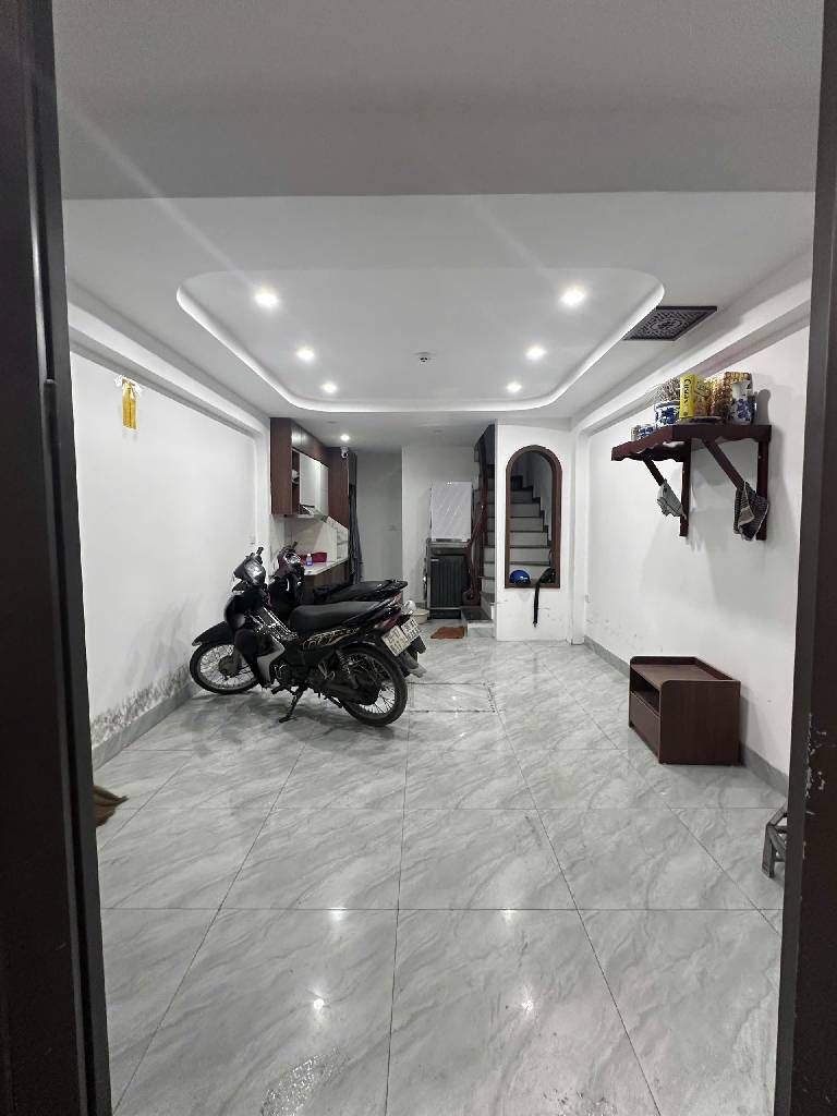 Bán nhà Khương Thượng - diện tích 30m2 6 tầng - 5 phòng ngủ khép kín - giá 9,3 tỷ