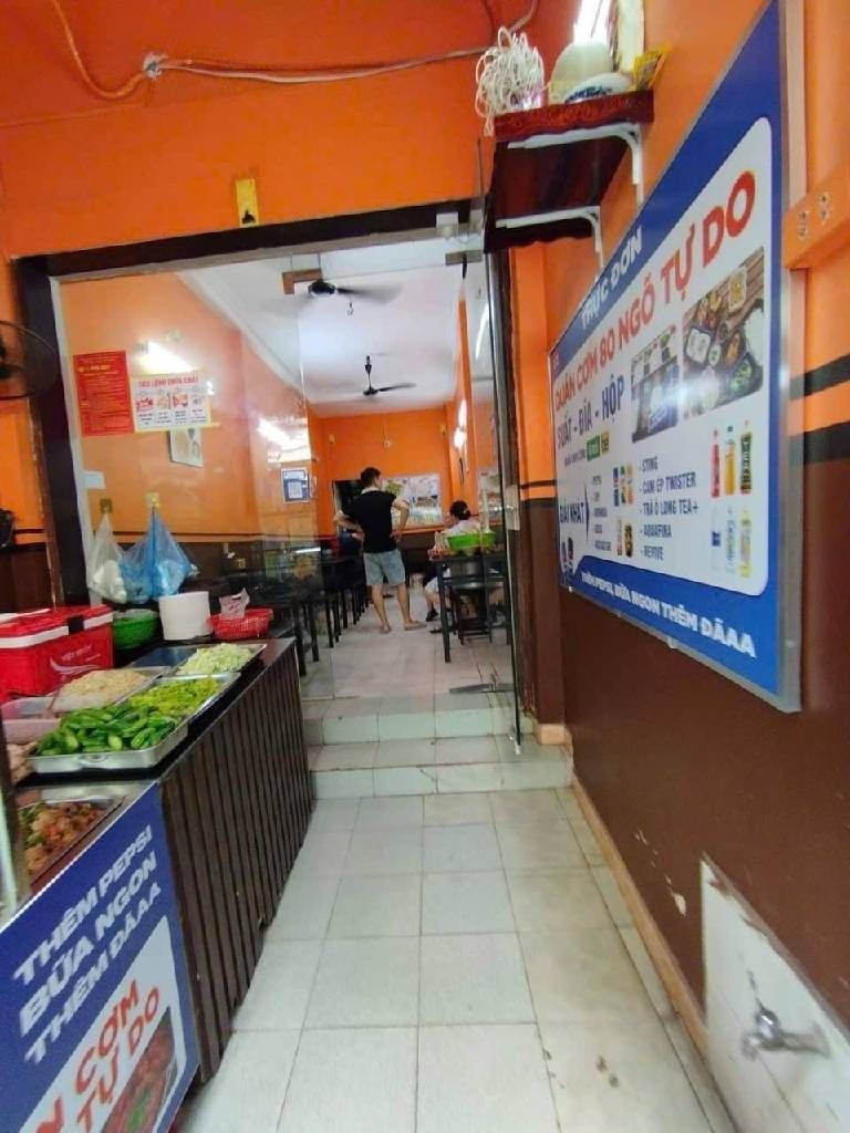 Bán nhà Ngõ Tự Do - diện tích 65,4m2 4 tầng - ô tô tránh - giá 22 tỷ