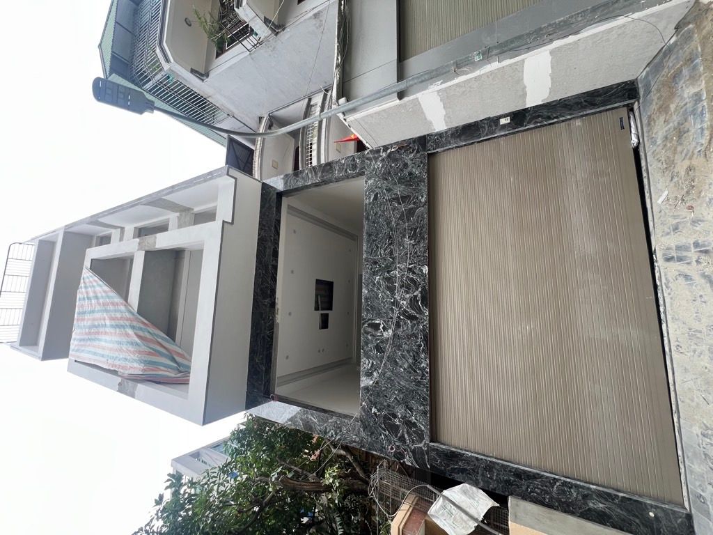 Bán nhà Nguyễn Văn Cừ 50m2 x 7 tầng, Q. Long Biên – Giá 24,8 tỷ