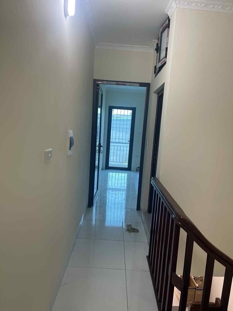 Bán nhà Định Công - diện tích 41,4m2 2 tầng - Nhà Đẹp, ngõ thông, ô tô tránh - giá 2,99 tỷ